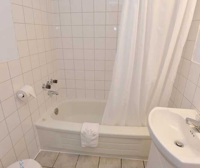 Motels Chalets Flots Bleus