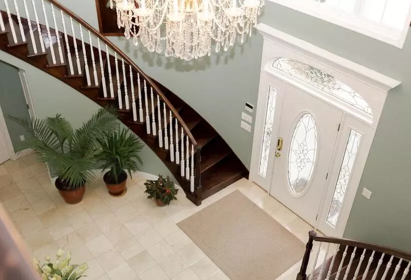 Majatalo Lafayette Grand Manor