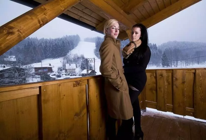 Majatalo Penzion Rzehaczek