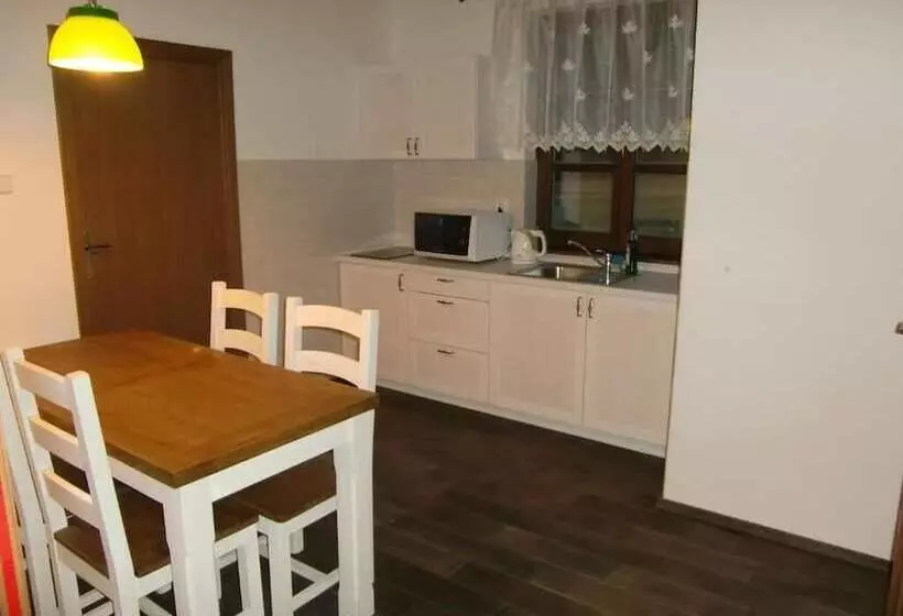 Majatalo Penzion Rzehaczek