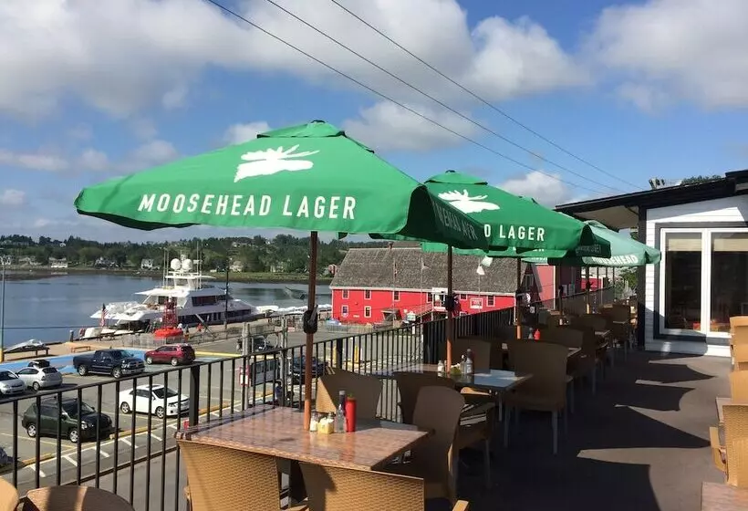 The Dockside Inn & Restaurant