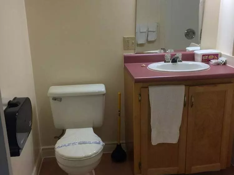 The Dockside Inn & Restaurant