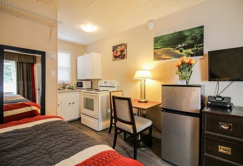 The White Horse Motel