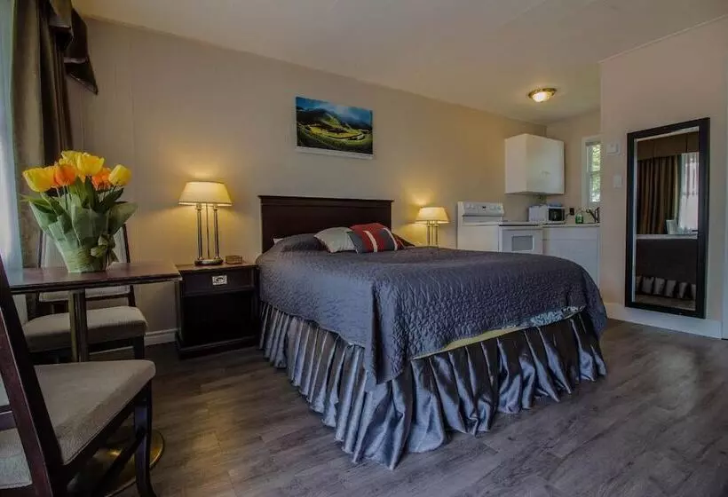 The White Horse Motel