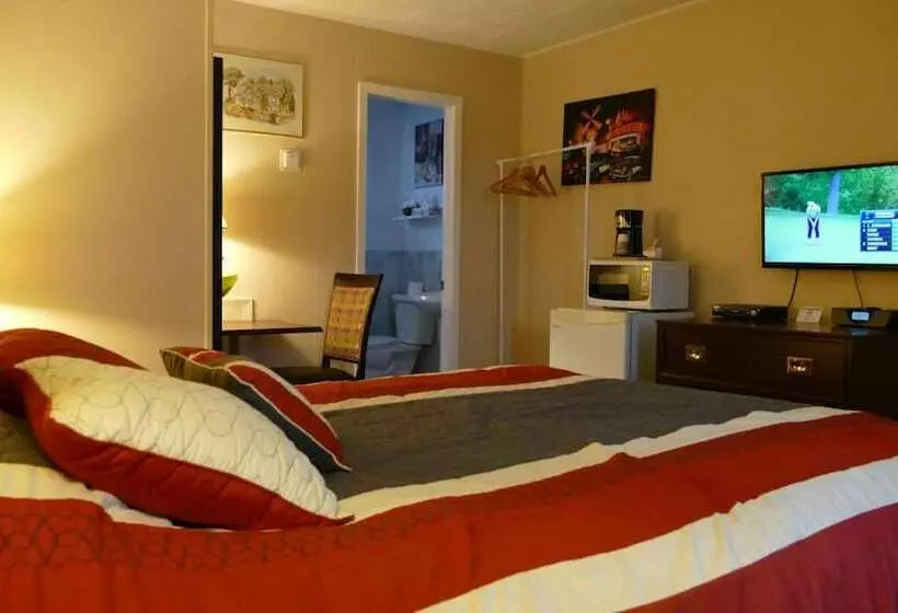 The White Horse Motel