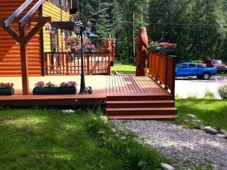 Aamiaismajoitus (B&B) Mount Robson Mountain River Lodge