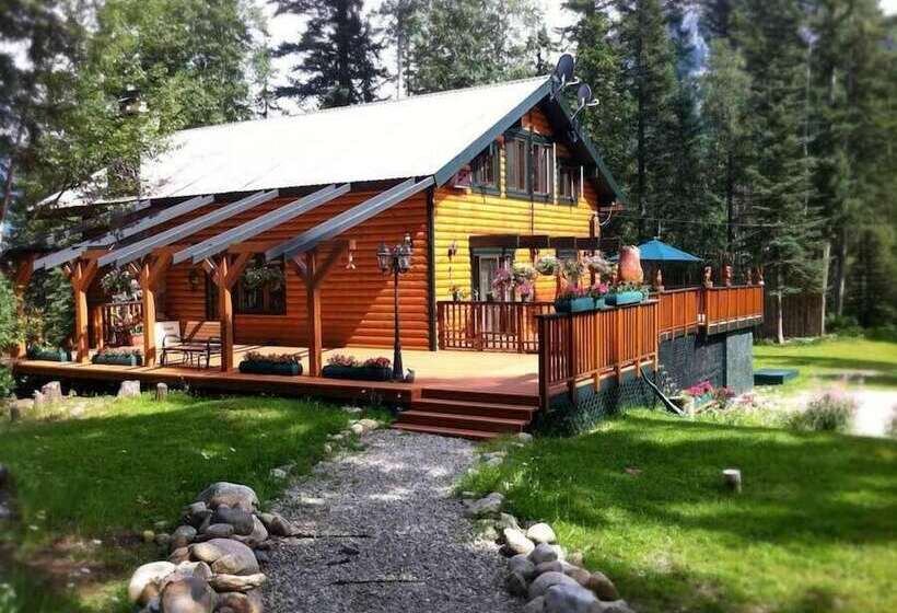 Bed and Breakfast Mount Robson Mountain River Lodge