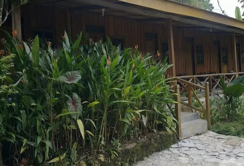 ベッドアンドブレックファースト Ue Datu Cottages