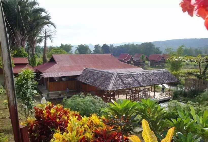 ベッドアンドブレックファースト Ue Datu Cottages