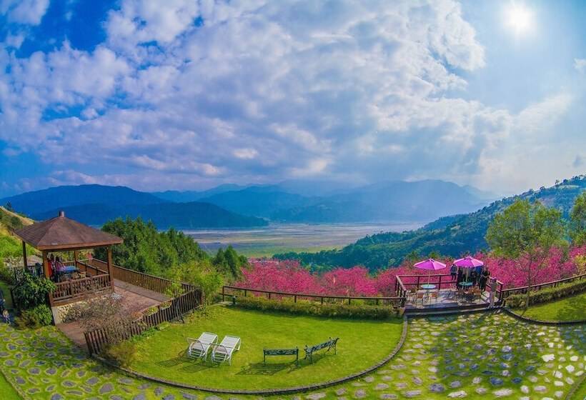 تختخواب و صبحانه Yilan Ya Lu Homestay