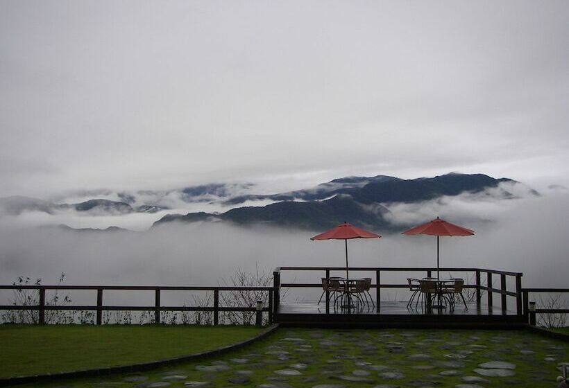 تختخواب و صبحانه Yilan Ya Lu Homestay