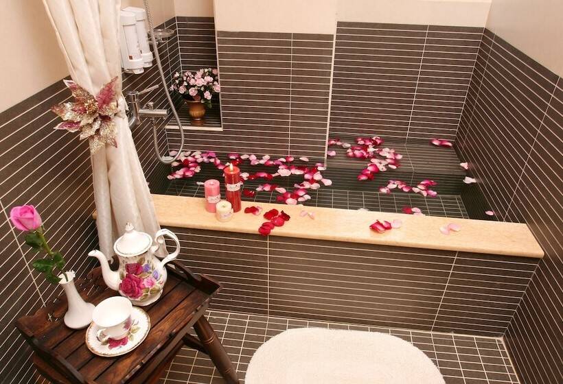 تختخواب و صبحانه Yilan Ya Lu Homestay