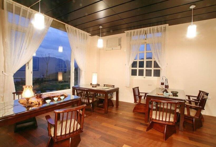 تختخواب و صبحانه Yilan Ya Lu Homestay