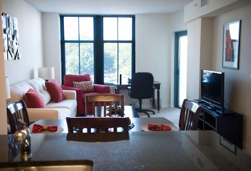 Crystal Quarters Furnished Apartments At The Gramercy