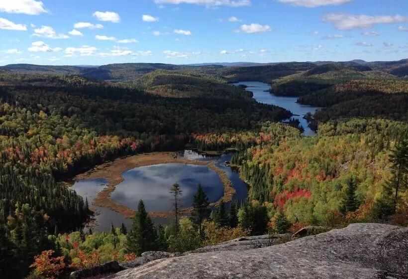 Hostelli L Auberge Et Restaurant La Glacière