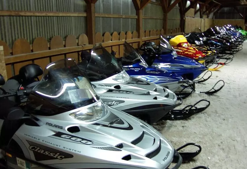 Hostelli L Auberge Et Restaurant La Glacière