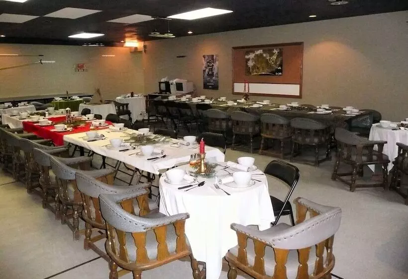 Hostelli L Auberge Et Restaurant La Glacière