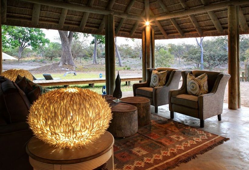 هتل Fathala Wildlife Reserve