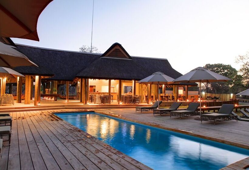 هتل Fathala Wildlife Reserve