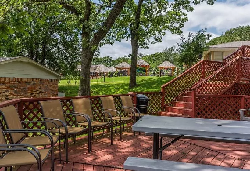 Hotelli Lake Texoma Lodge And Resort