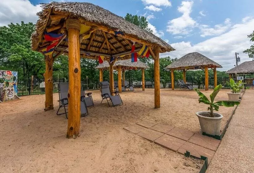 Hotelli Lake Texoma Lodge And Resort