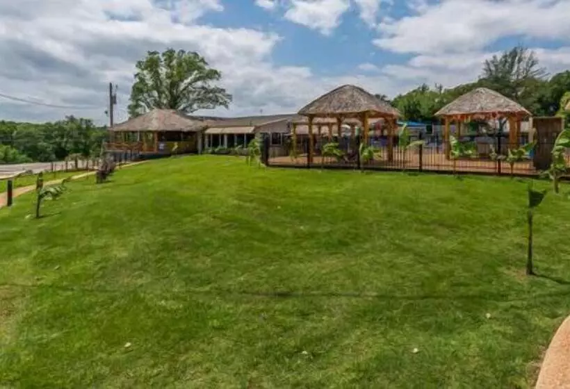 Hotelli Lake Texoma Lodge And Resort