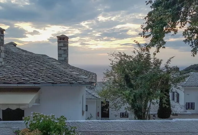 Hotelli Pilio Sea Horizon