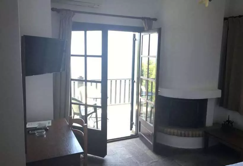 Hotelli Pilio Sea Horizon