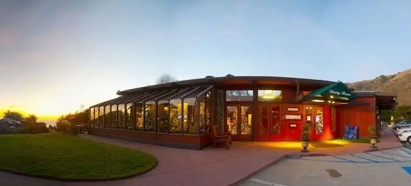 Hotelli Ragged Point Inn And Resort