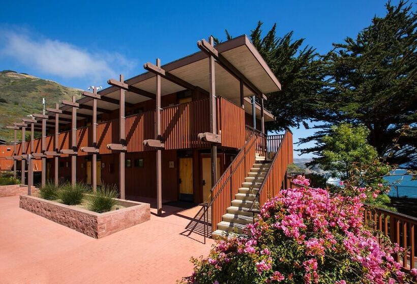 ホテル Ragged Point Inn And Resort