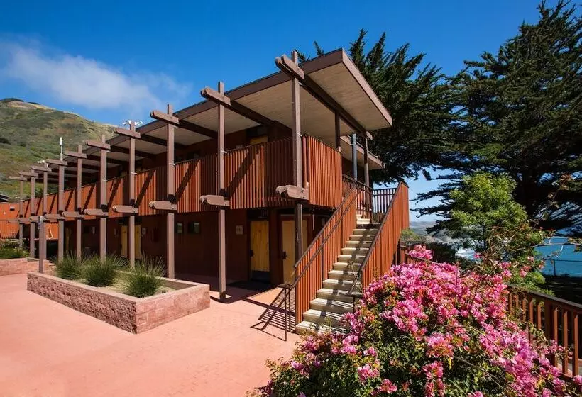 Hotelli Ragged Point Inn And Resort