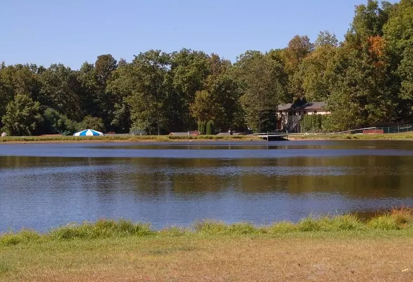 Hotelli Scotrun Rv Resort   Campground