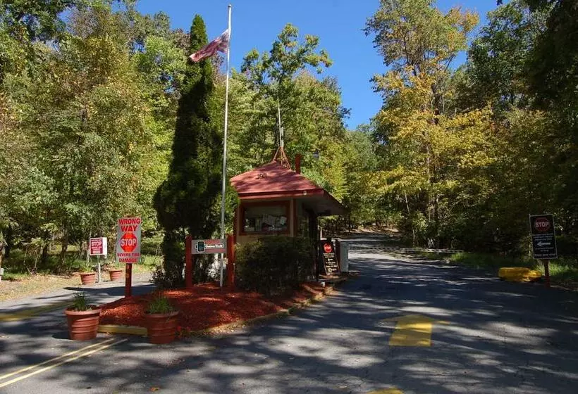 Hotelli Scotrun Rv Resort   Campground