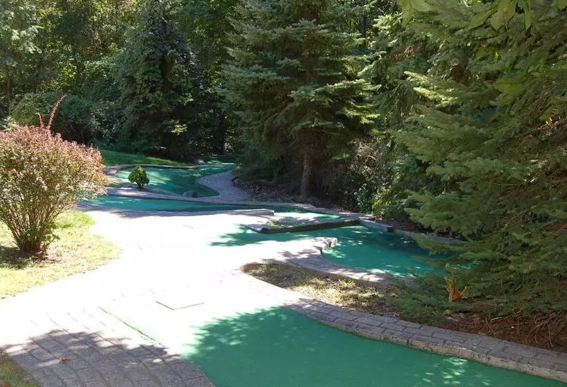 Hotelli Scotrun Rv Resort   Campground