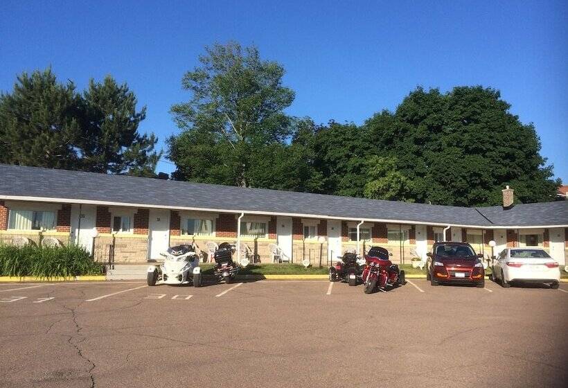 汽车旅馆 Hillside Inn Pembroke