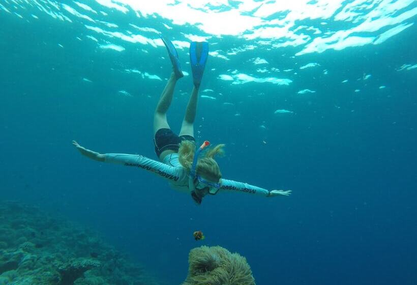 پانسیون Mathiveri Inn