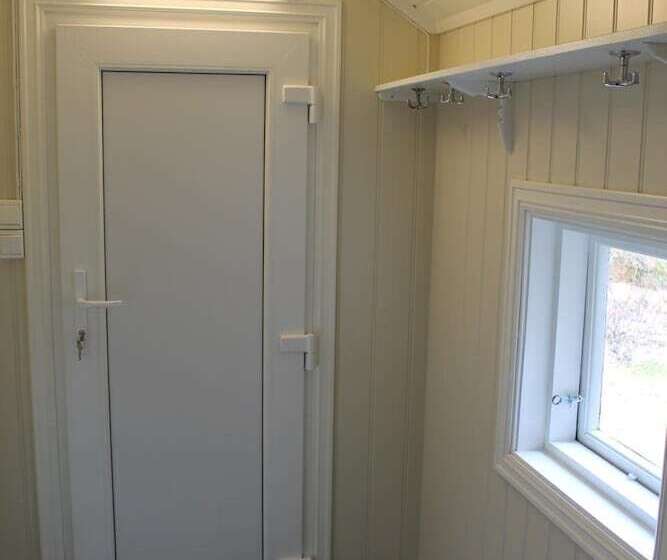 פנסיון Sjåvik Overnatting