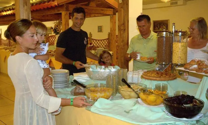 استراحتگاه Villaggio Albatros