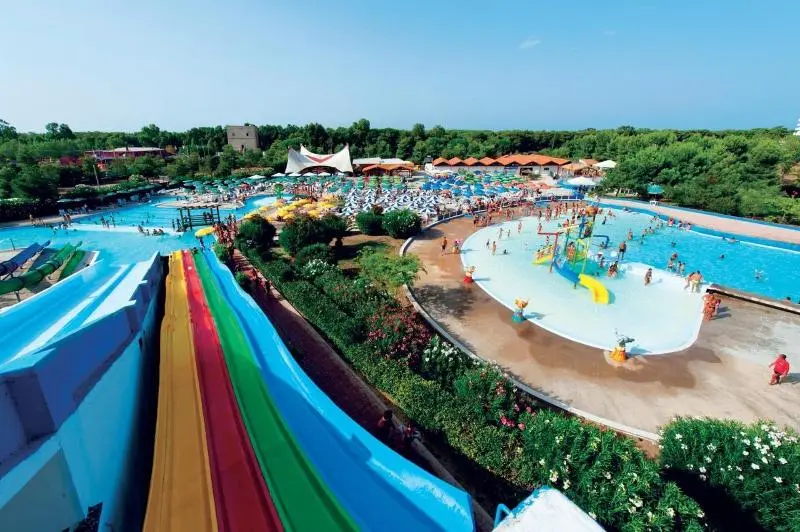 استراحتگاه Villaggio Albatros