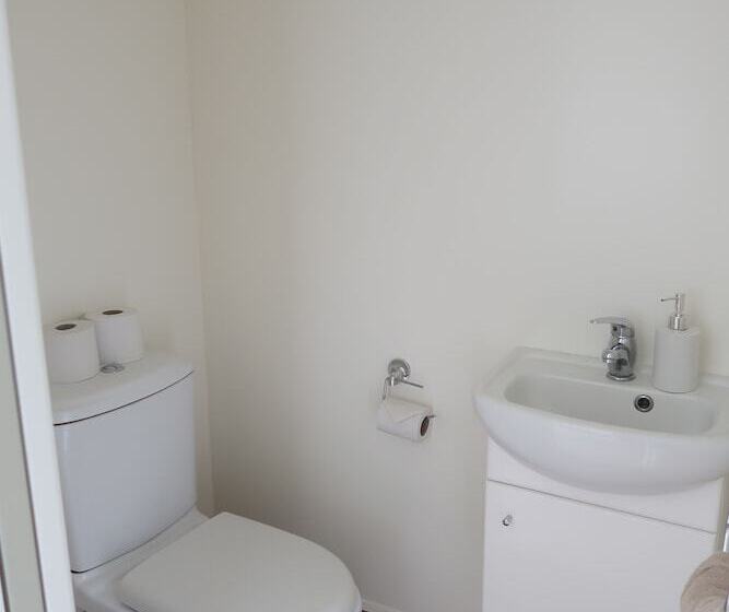 Общежитие Te Nikau Retreat