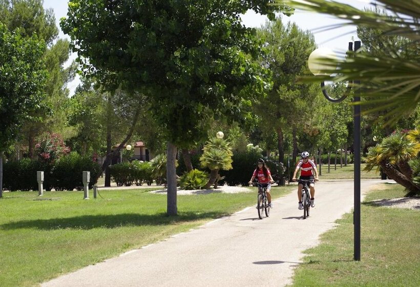 Курорт Villaggio Albatros