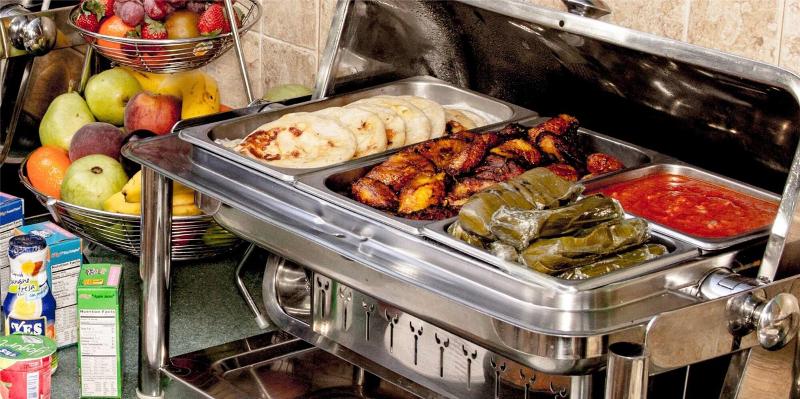 Beverly Hills: Hotel And Business