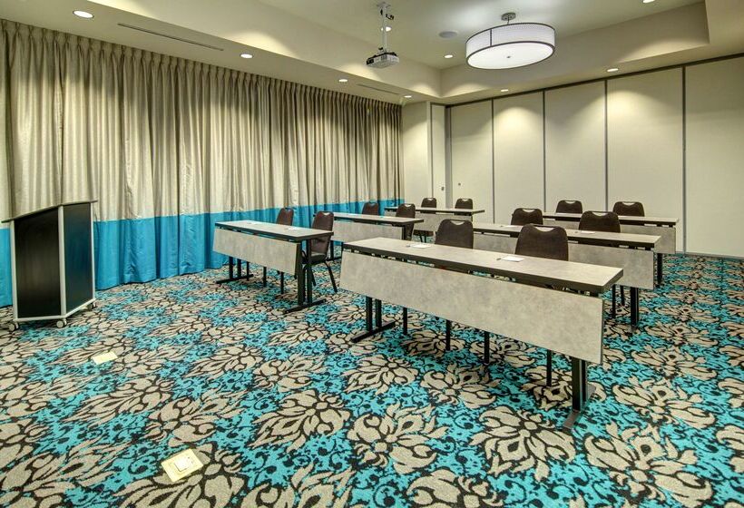 Szálloda Hampton Inn & Suites Roanokedowntown