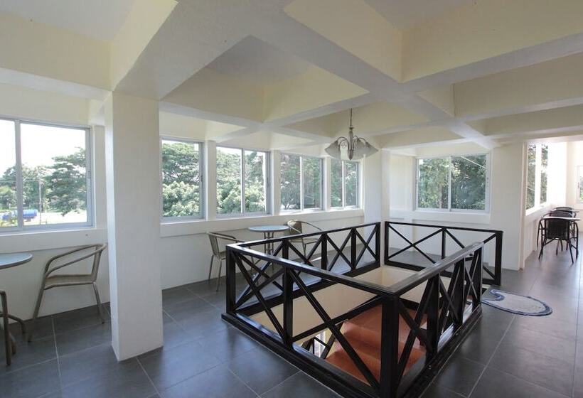 فندق Him Doi House