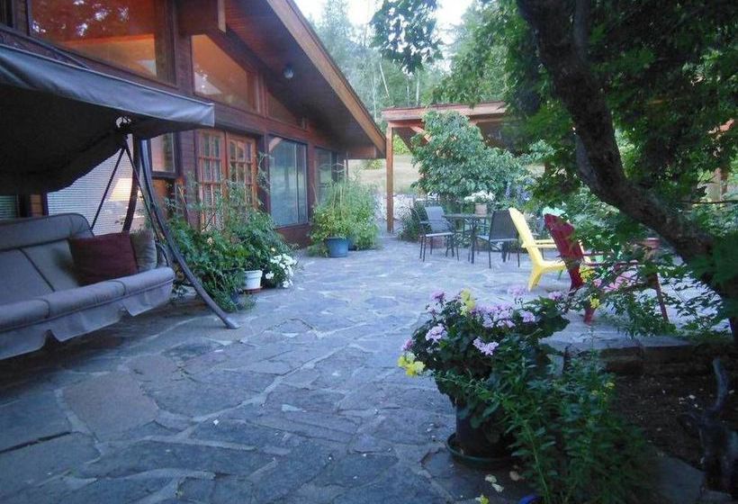 ホテル Kapristo Lodge