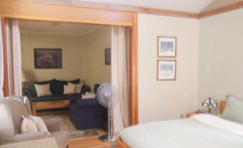 ホテル Kapristo Lodge