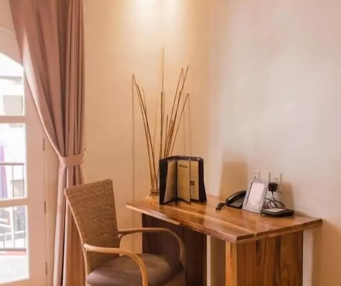 Kingsleys Hotel And Gastro Pub