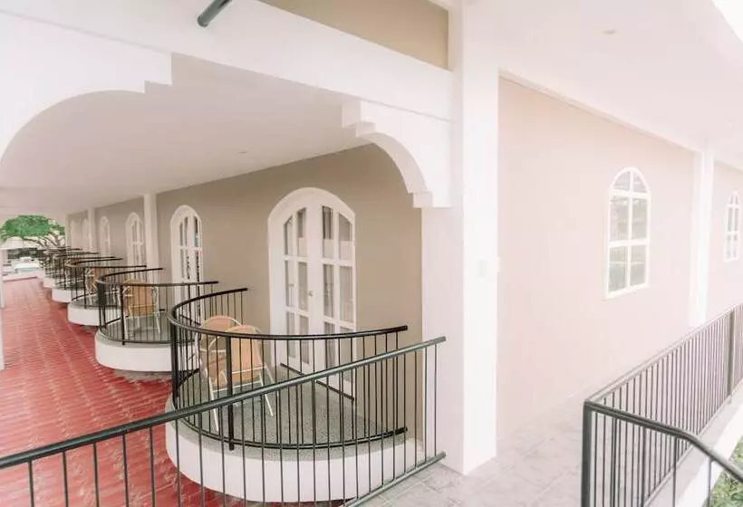 Kingsleys Hotel And Gastro Pub