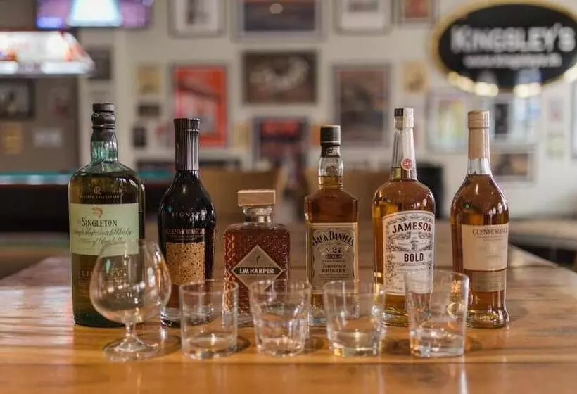 Kingsleys Hotel And Gastro Pub