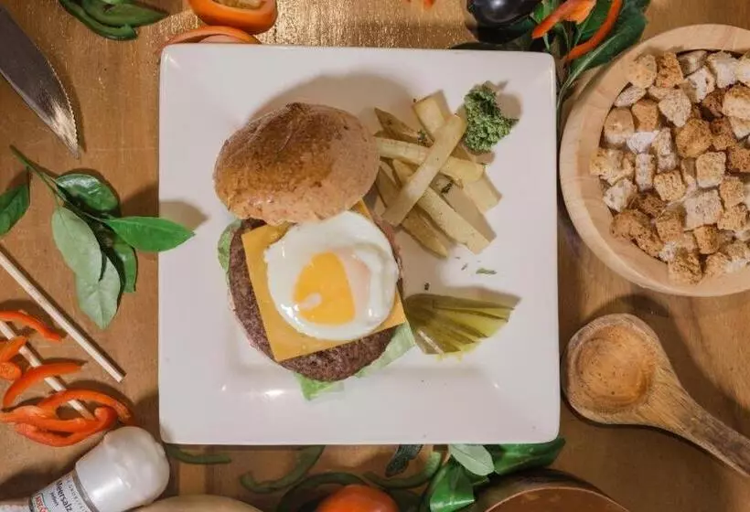 Kingsleys Hotel And Gastro Pub